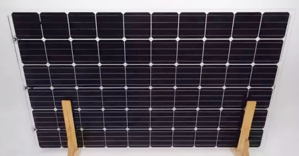 雙面太陽能電池板的發電效率