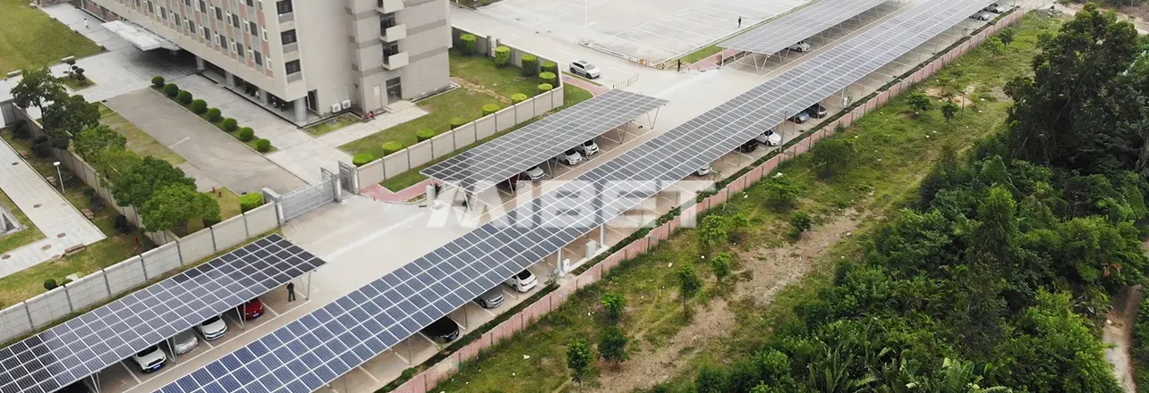 3.8MW 光伏车棚